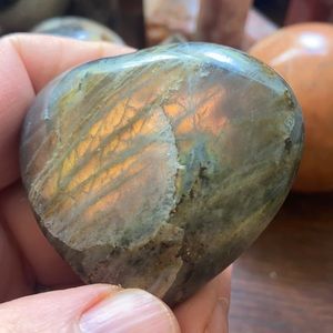 🔥SALE🔥 Labradorite Crystal Heart Carving With Flash!